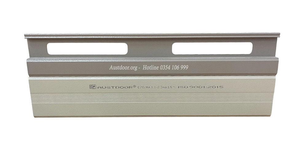 nan cửa cuốn C70 (2)